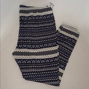 Nordic style leggings. NWT